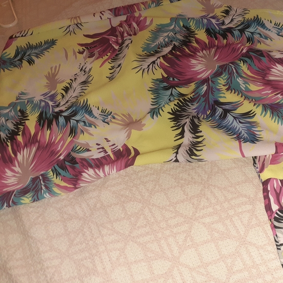 Romper - Picture 4 of 9